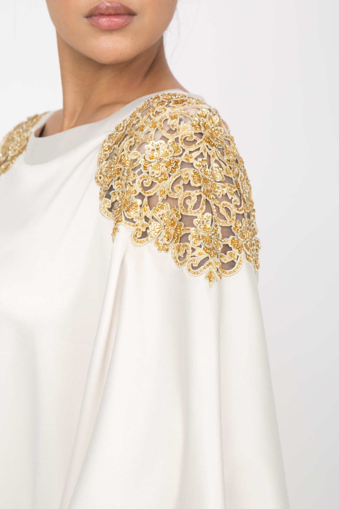 Eid dress kandoora جلابية Jellabiya jalabiya celebration embroidered dress white cream maxi dress gold lace